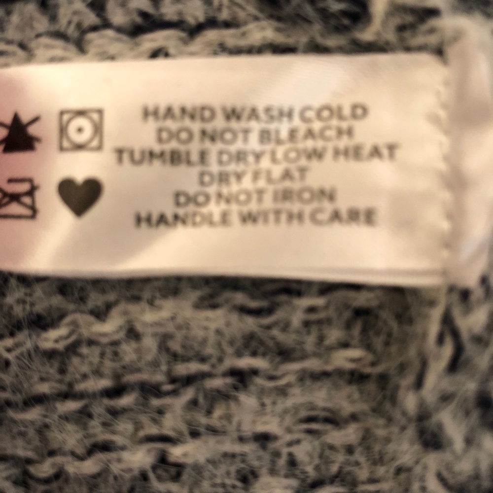 Sweater - Picture 3 of 5